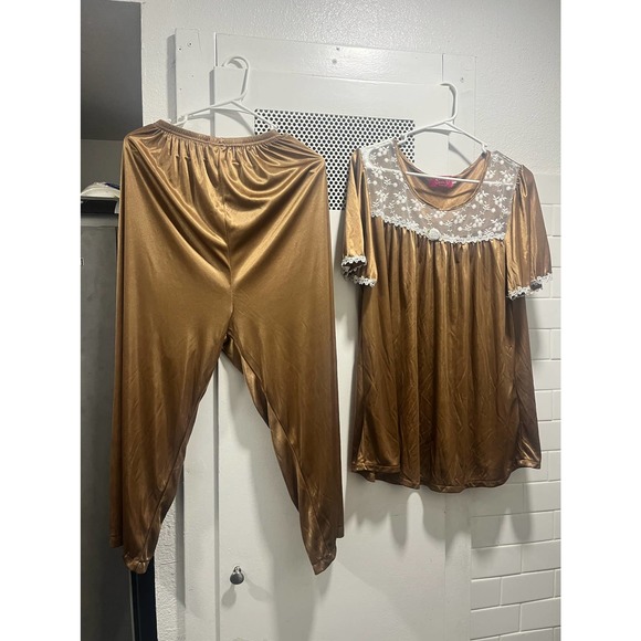 Vintage Brown Silky Ruffled Sleepset Pajamas XXL - Picture 4 of 9